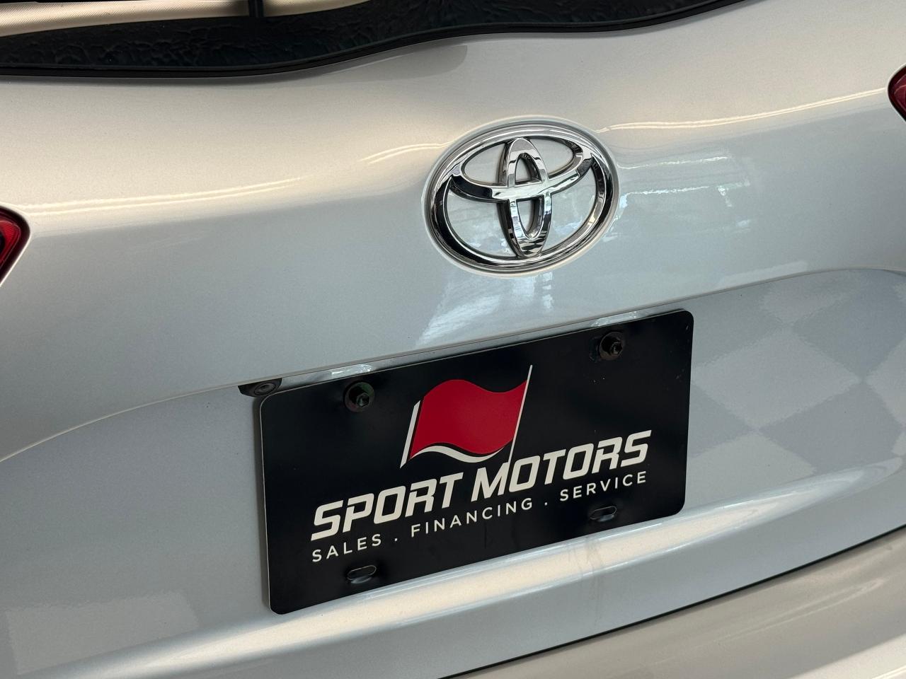 2019 Toyota Yaris LE+Lane Departure+Collision Alert+A/C+CLEAN CARFAX - Photo #60