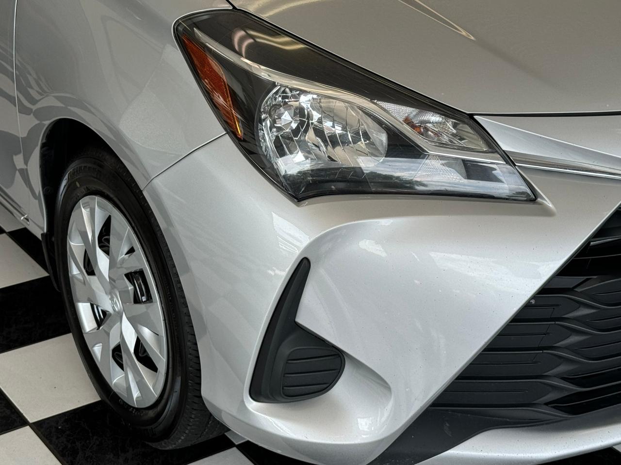 2019 Toyota Yaris LE+Lane Departure+Collision Alert+A/C+CLEAN CARFAX - Photo #36