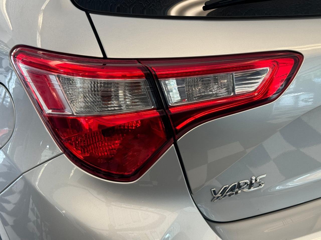 2019 Toyota Yaris LE+Lane Departure+Collision Alert+A/C+CLEAN CARFAX - Photo #59