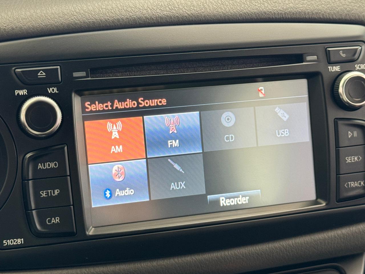 2019 Toyota Yaris LE+Lane Departure+Collision Alert+A/C+CLEAN CARFAX Photo91