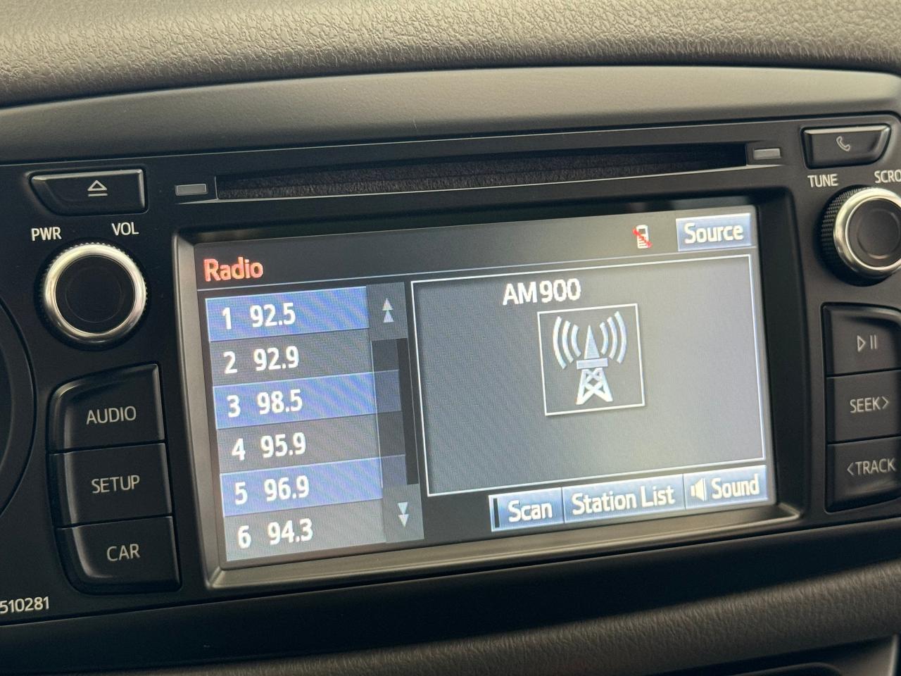 2019 Toyota Yaris LE+Lane Departure+Collision Alert+A/C+CLEAN CARFAX - Photo #28