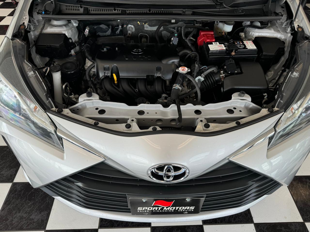 2019 Toyota Yaris LE+Lane Departure+Collision Alert+A/C+CLEAN CARFAX - Photo #9