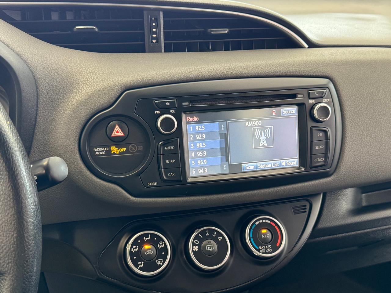 2019 Toyota Yaris LE+Lane Departure+Collision Alert+A/C+CLEAN CARFAX - Photo #11