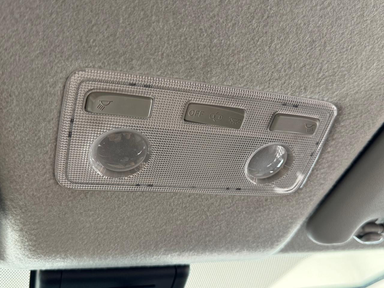 2019 Toyota Yaris LE+Lane Departure+Collision Alert+A/C+CLEAN CARFAX - Photo #47