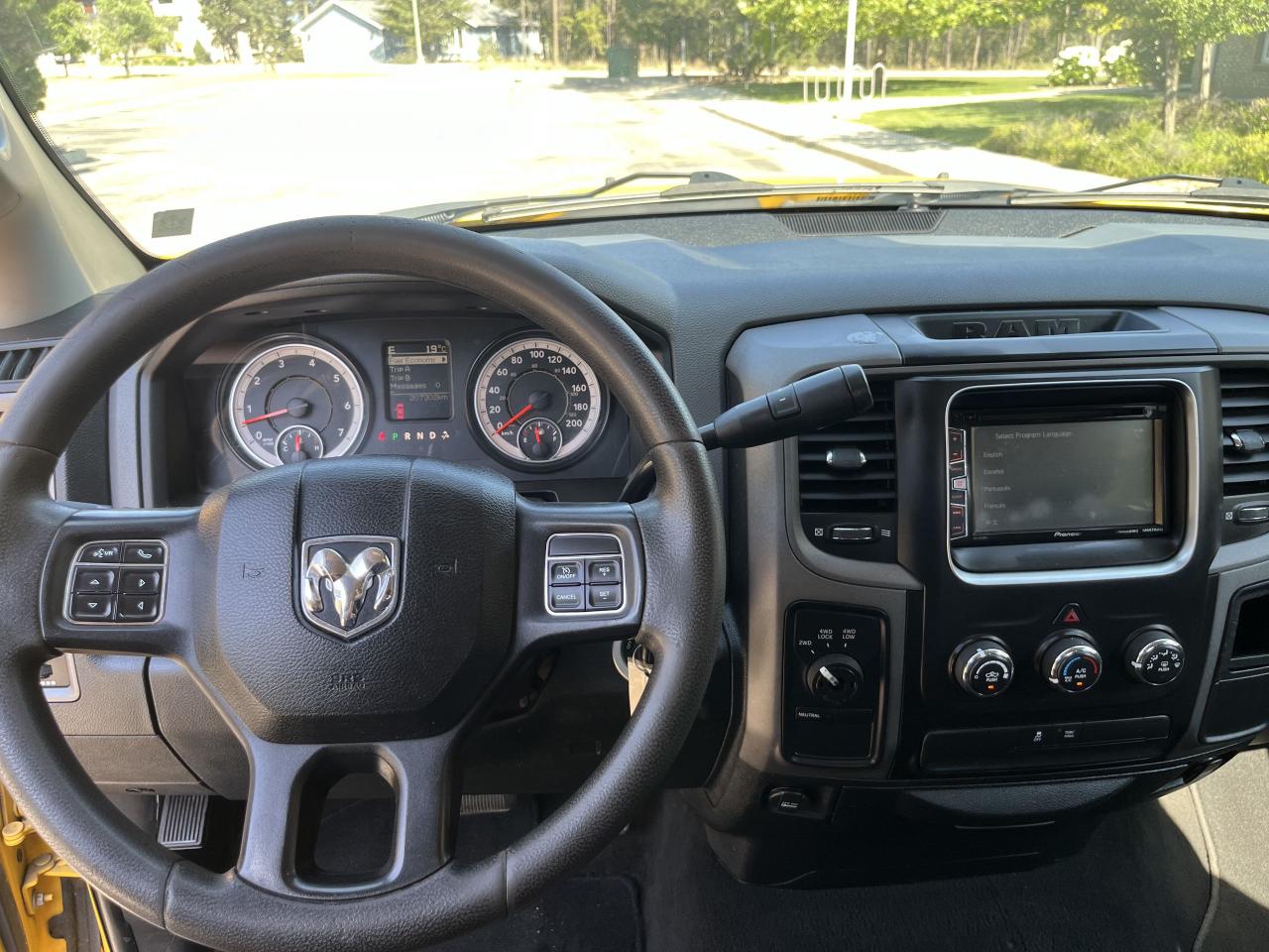 2016 RAM 1500 Tradesman Quad Cab 4WD - Photo #12
