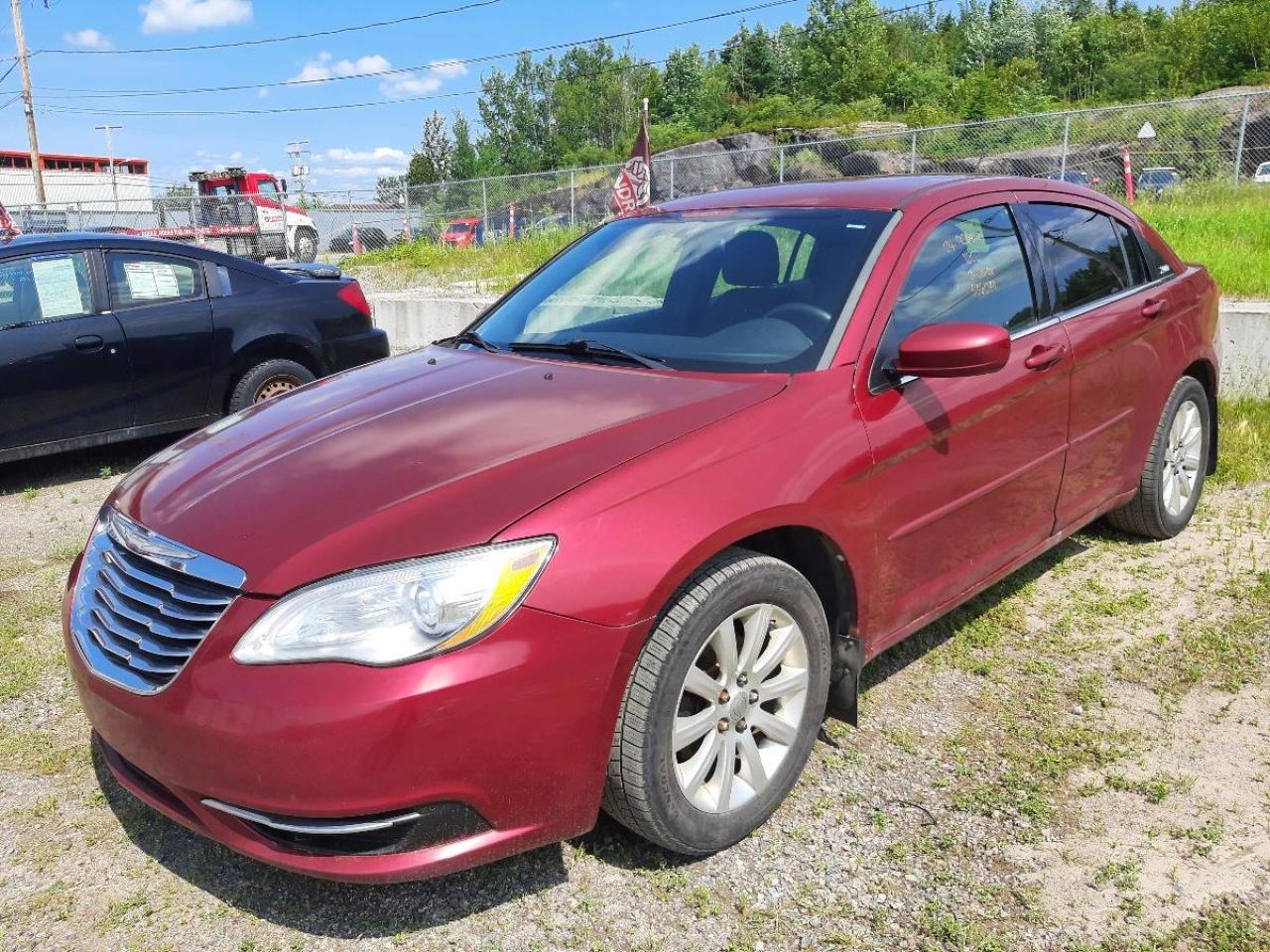 Used 2011 Chrysler 200 LX for sale in Jonquière, QC