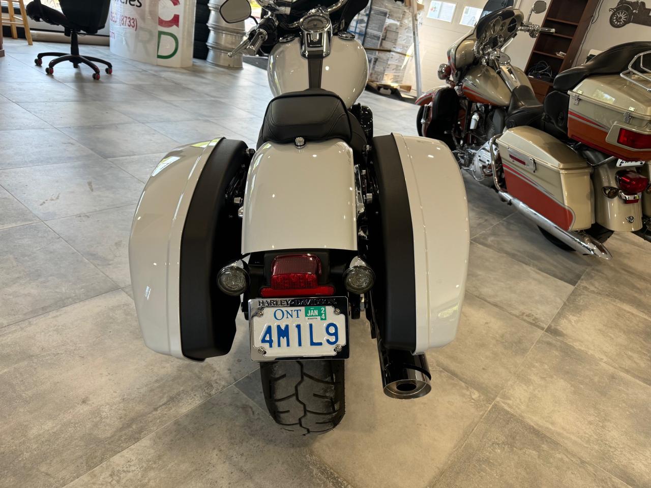 2021 Harley-Davidson FLSB Sport Glide SPORT GLIDE Photo