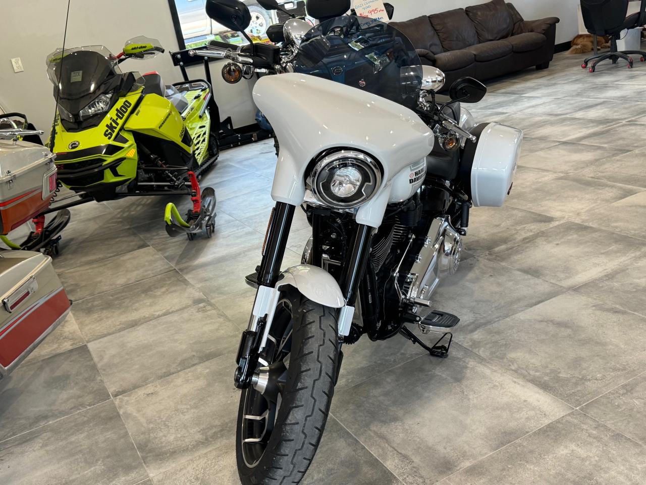 2021 Harley-Davidson FLSB Sport Glide SPORT GLIDE Photo