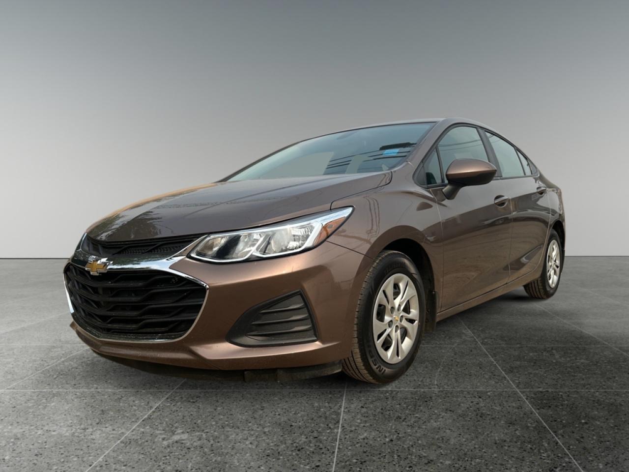 Used 2019 Chevrolet Cruze LS - 4G LTE -  Apple CarPlay for sale in Saskatoon, SK