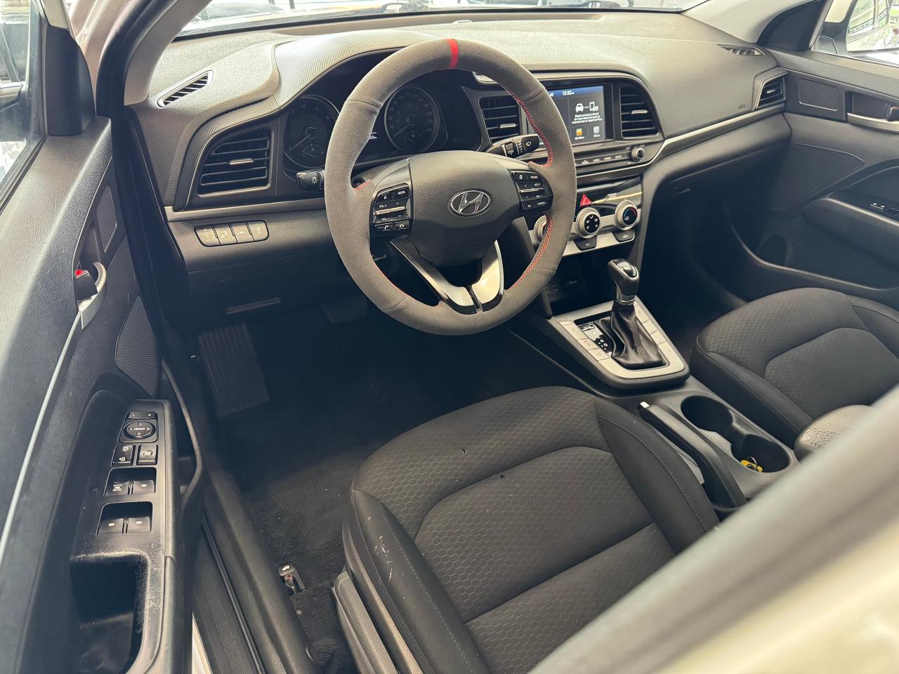 2019 Hyundai Elantra Preferred Auto w/Sun & Safety Package - Photo #19