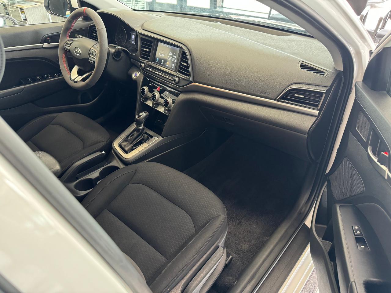 2019 Hyundai Elantra Preferred Auto w/Sun & Safety Package - Photo #22
