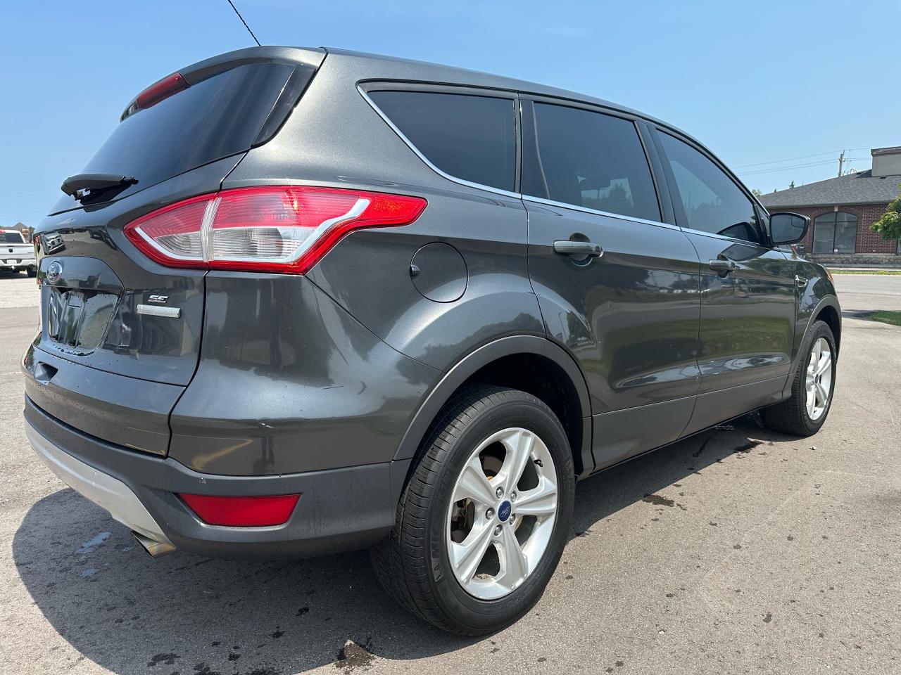 2016 Ford Escape SE - Photo #3