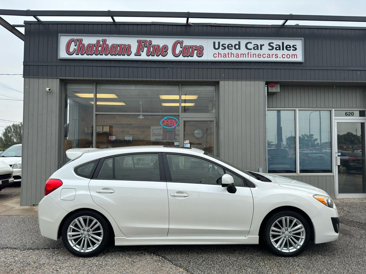 2014 Subaru Impreza 2.0i Premium Photo