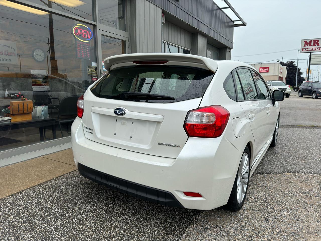 2014 Subaru Impreza 2.0i Premium Photo