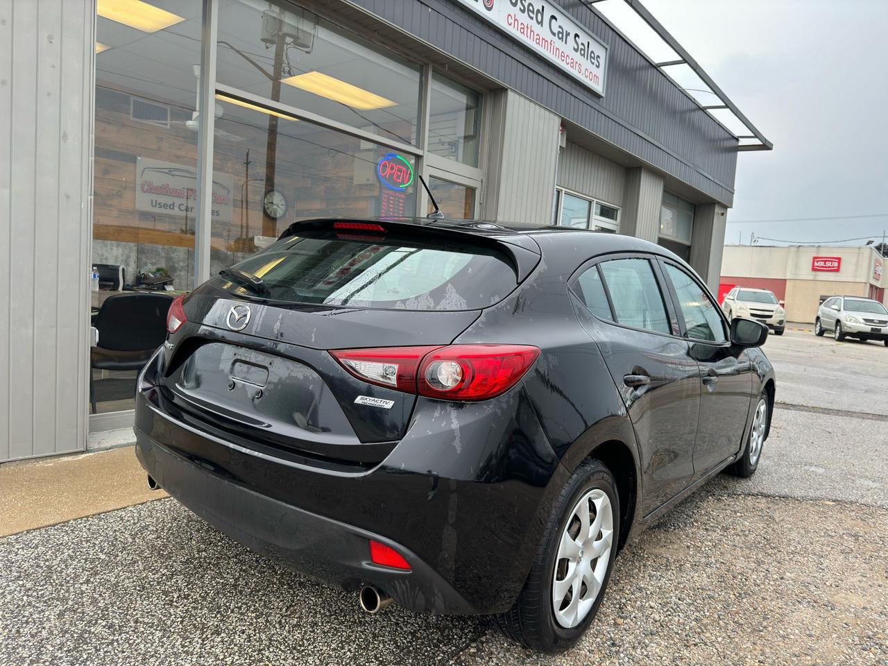 2015 Mazda MAZDA3 GX Photo