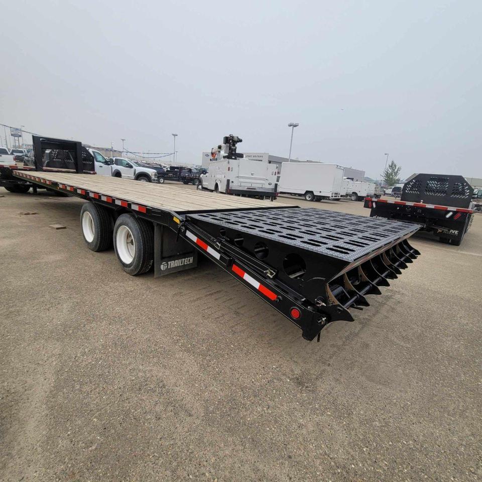 2023 Ford F-550  Photo5