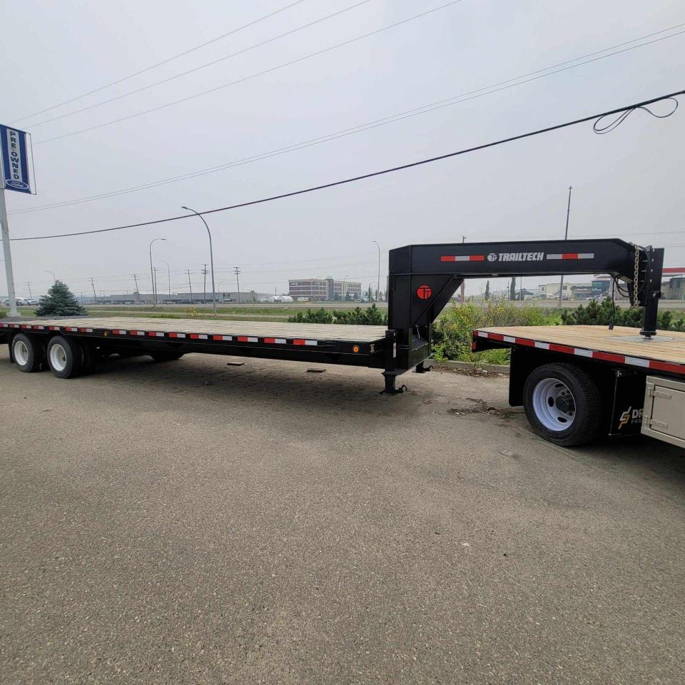 2023 Ford F-550  Photo5