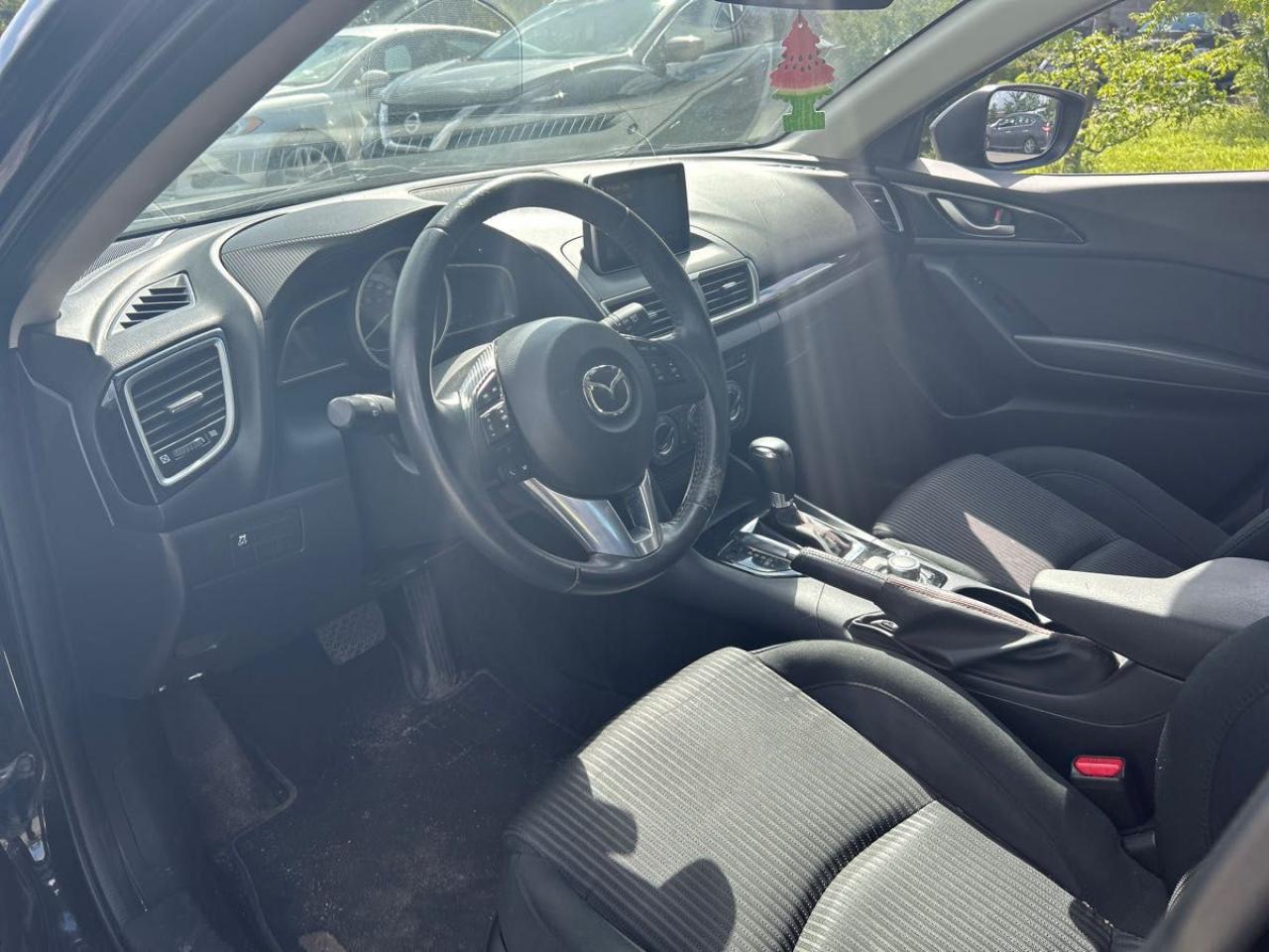 2014 Mazda MAZDA3 GS-SKY - Photo #7
