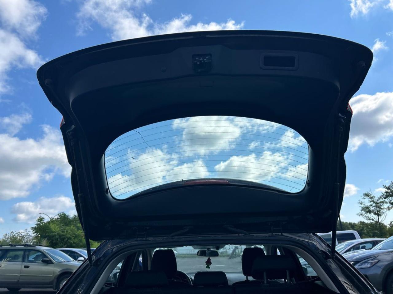 2014 Mazda MAZDA3 GS-SKY - Photo #17
