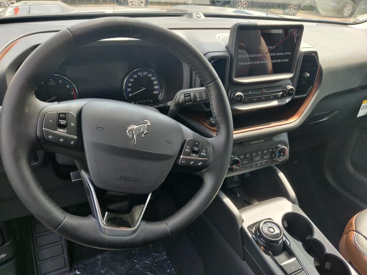 2024 Ford Bronco Sport Outer Banks Photo4
