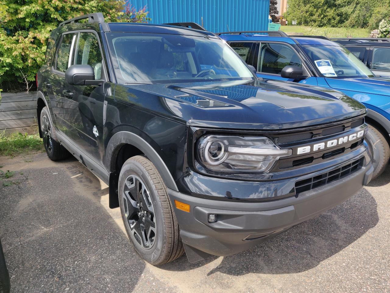 2024 Ford Bronco Sport Outer Banks Photo2