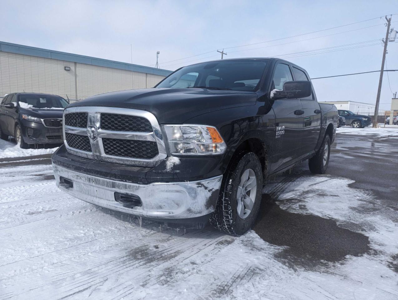 Used 2022 RAM 1500 Classic 4x4 Crew Cab 5'7