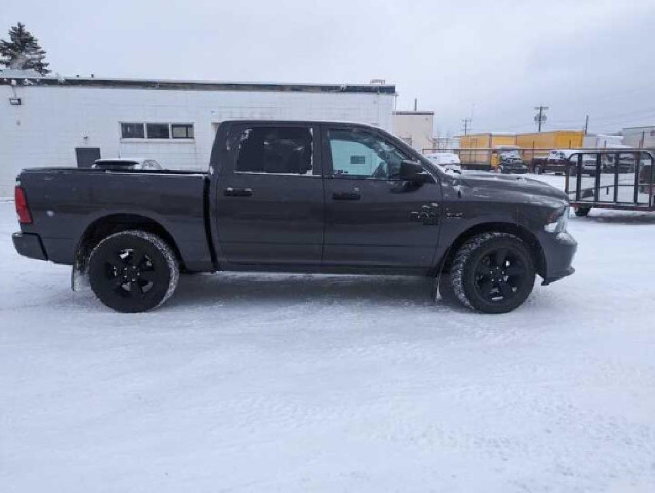 2021 RAM 1500 Classic 4x4 Crew Cab 5'7" Box - Photo #5
