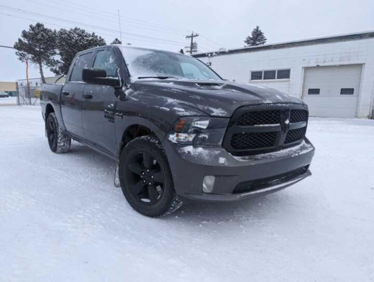 2021 RAM 1500 Classic 4x4 Crew Cab 5'7" Box - Photo #6
