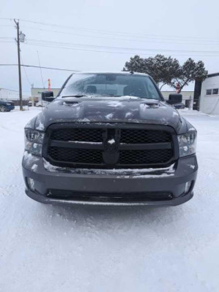 2021 RAM 1500 Classic 4x4 Crew Cab 5'7" Box - Photo #7