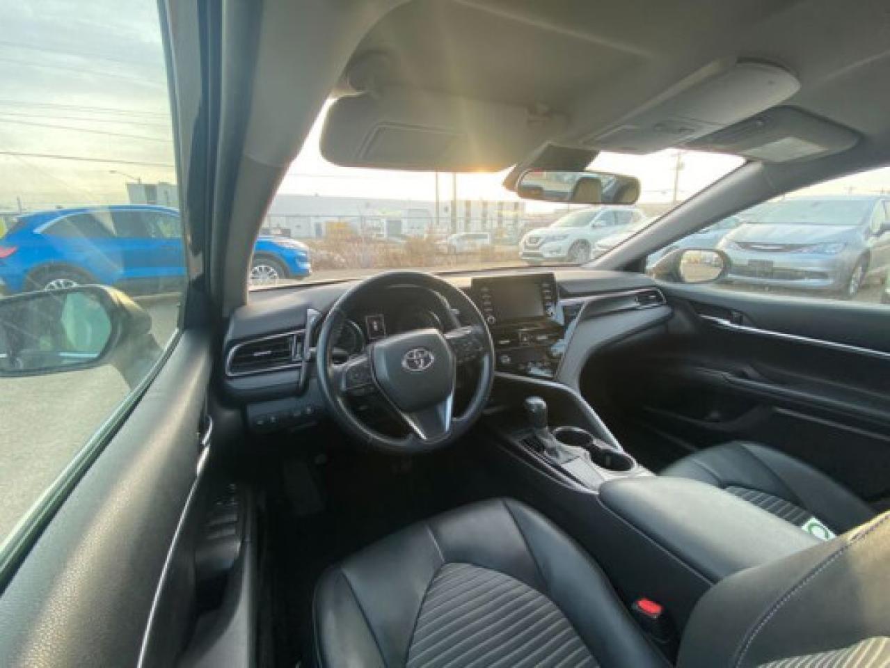 2021 Toyota Camry SE Auto - Photo #6