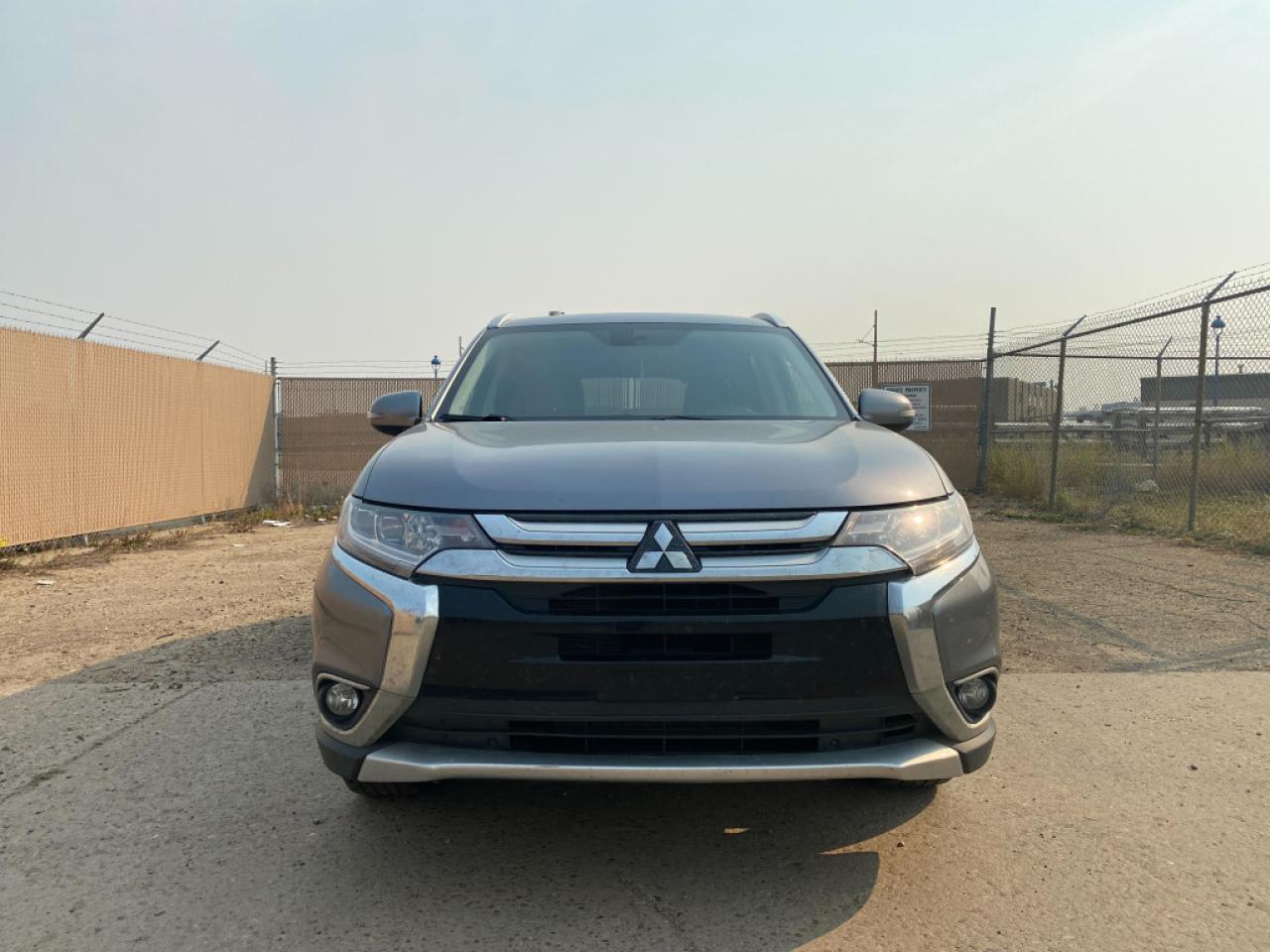 2016 Mitsubishi Outlander 4WD 4dr GT - Photo #2
