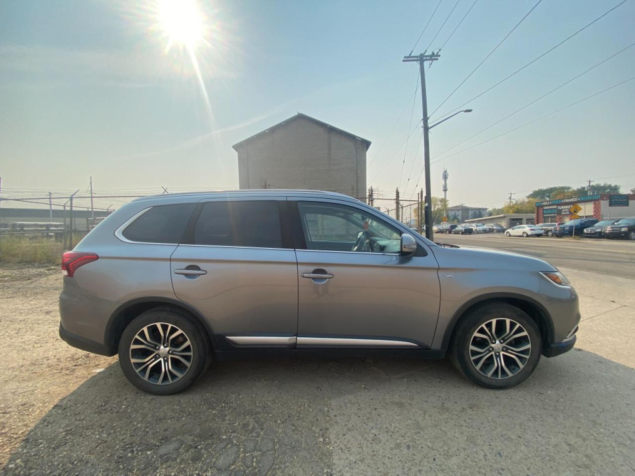 2016 Mitsubishi Outlander 4WD 4dr GT - Photo #6