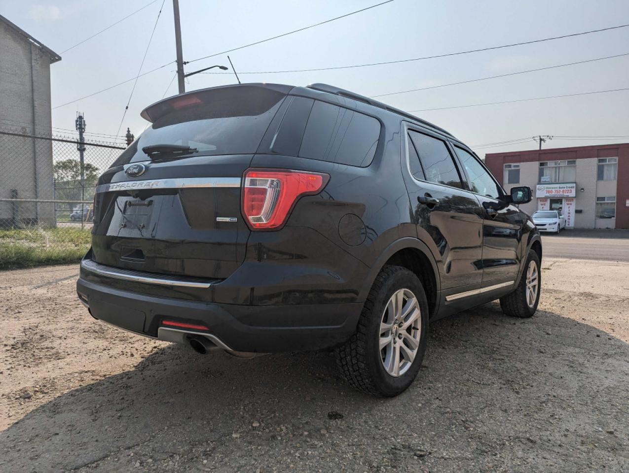 2018 Ford Explorer XLT 4WD - Photo #7