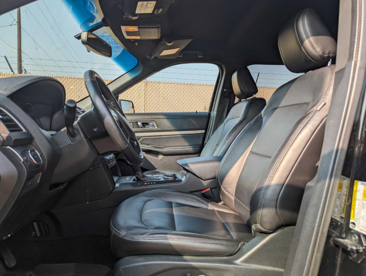 2018 Ford Explorer XLT 4WD - Photo #8