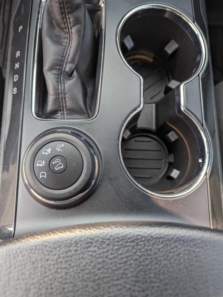 2018 Ford Explorer XLT 4WD - Photo #13