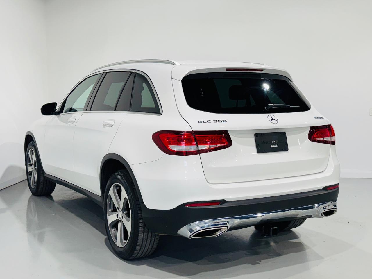 2017 Mercedes-Benz GLC 300 GLC300 4MATIC - Photo #6