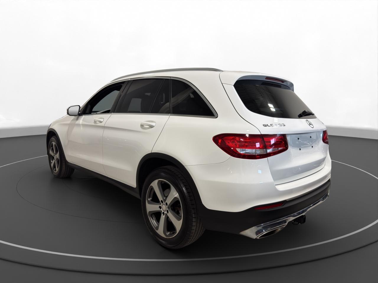 2017 Mercedes-Benz GLC 300 GLC300 4MATIC - Photo #7