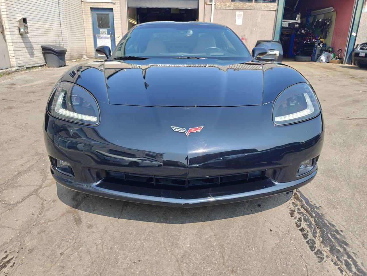 2008 Chevrolet Corvette Low Mileage, LS3, 2 Tops, No accidents! - Photo #2