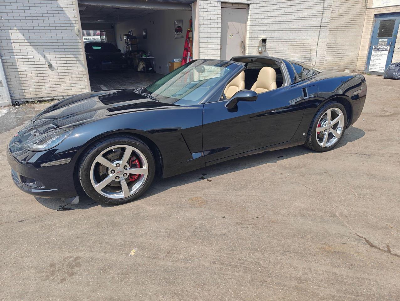2008 Chevrolet Corvette Low Mileage, LS3, 2 Tops, No accidents! - Photo #33