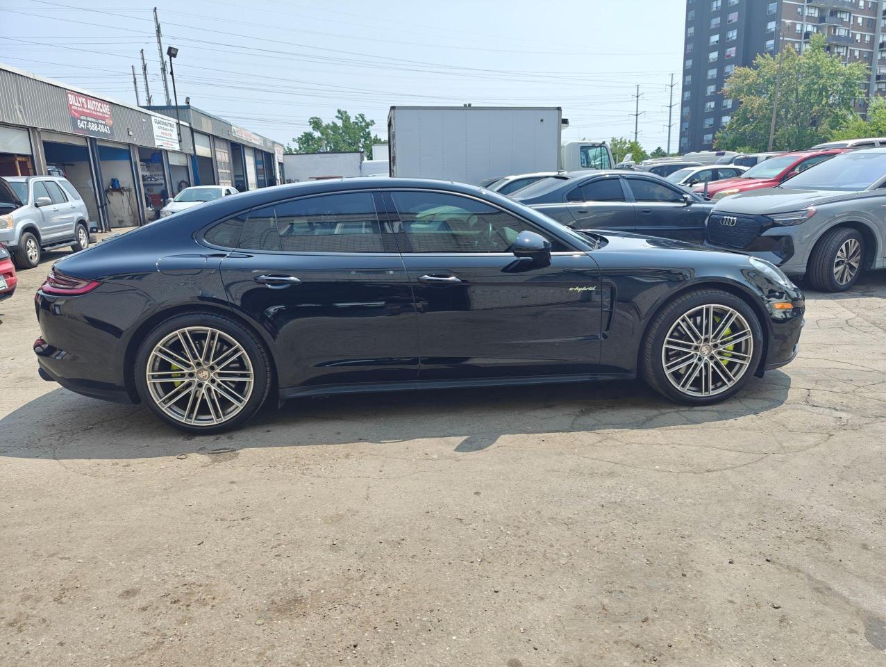 2018 Porsche Panamera 4 E-Hybrid, Fully Loaded, Low Mileage, No Accident - Photo #4