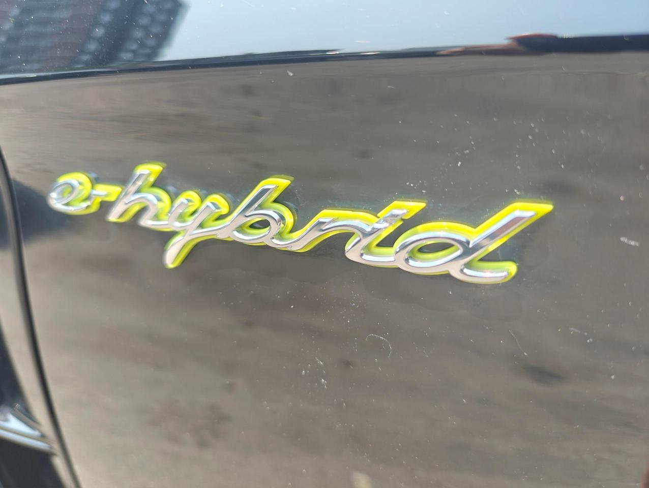 2018 Porsche Panamera 4 E-Hybrid, Fully Loaded, Low Mileage, No Accident - Photo #10