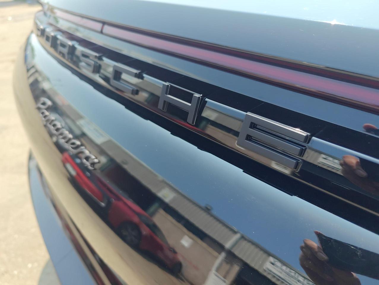 2018 Porsche Panamera 4 E-Hybrid, Fully Loaded, Low Mileage, No Accident Photo