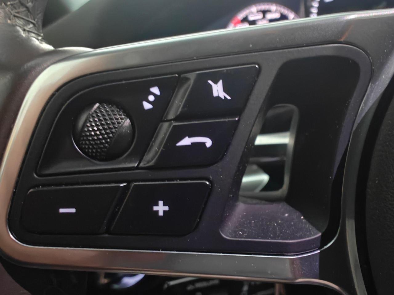 2018 Porsche Panamera 4 E-Hybrid, Fully Loaded, Low Mileage, No Accident - Photo #32