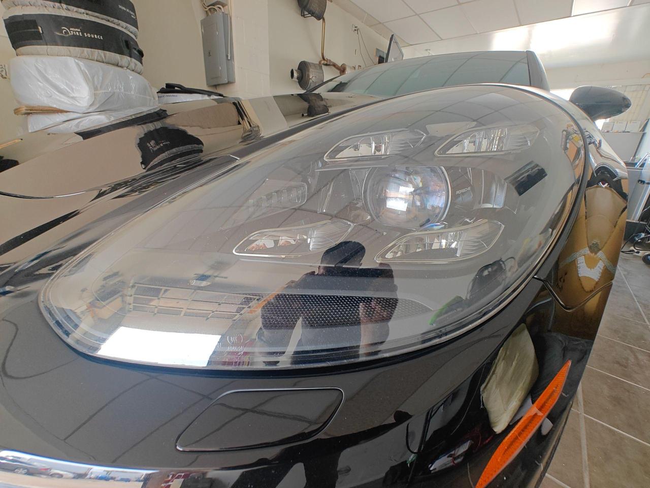 2018 Porsche Panamera 4 E-Hybrid, Fully Loaded, Low Mileage, No Accident - Photo #49