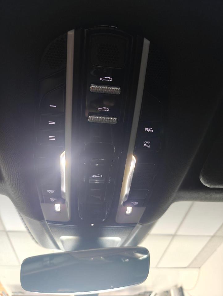 2018 Porsche Panamera 4 E-Hybrid, Fully Loaded, Low Mileage, No Accident - Photo #52