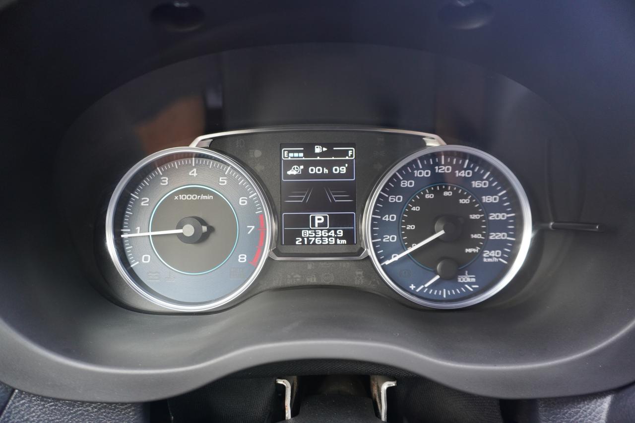 2016 Subaru Crosstrek 1 OWNER / LIMITED + TECH PACKAGE INCLUDES EYESIGHT - Photo #13
