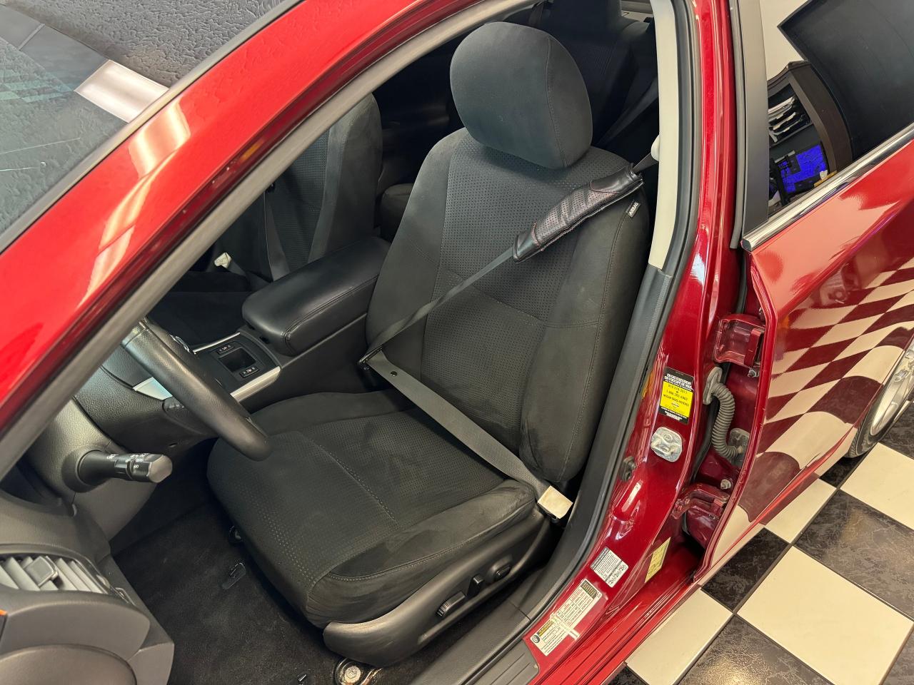 2015 Nissan Altima SV+New Tires+Brakes+Camera+Roof+Tinted+CleanCarfax - Photo #18