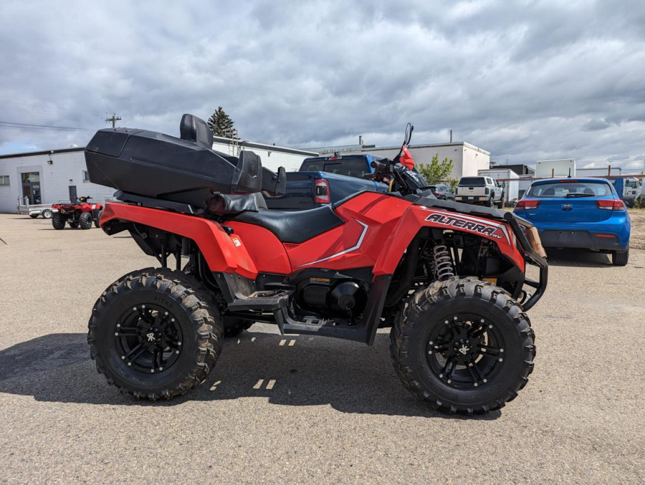 2017 Arctic Cat Alterra TRV 700 XT E - Photo #6