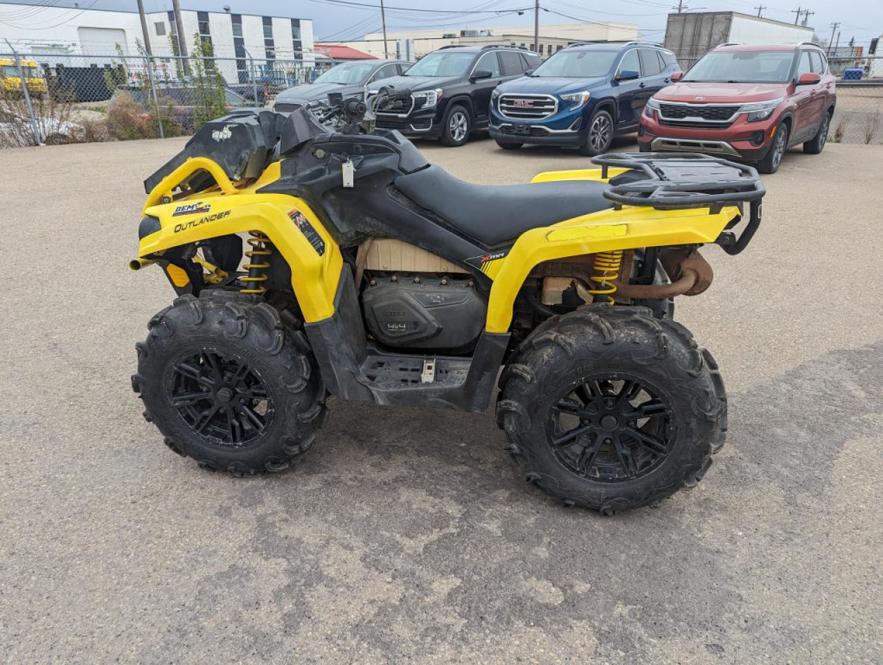 2019 Can-Am Outlander 1000 XT 570 XMR - Photo #2