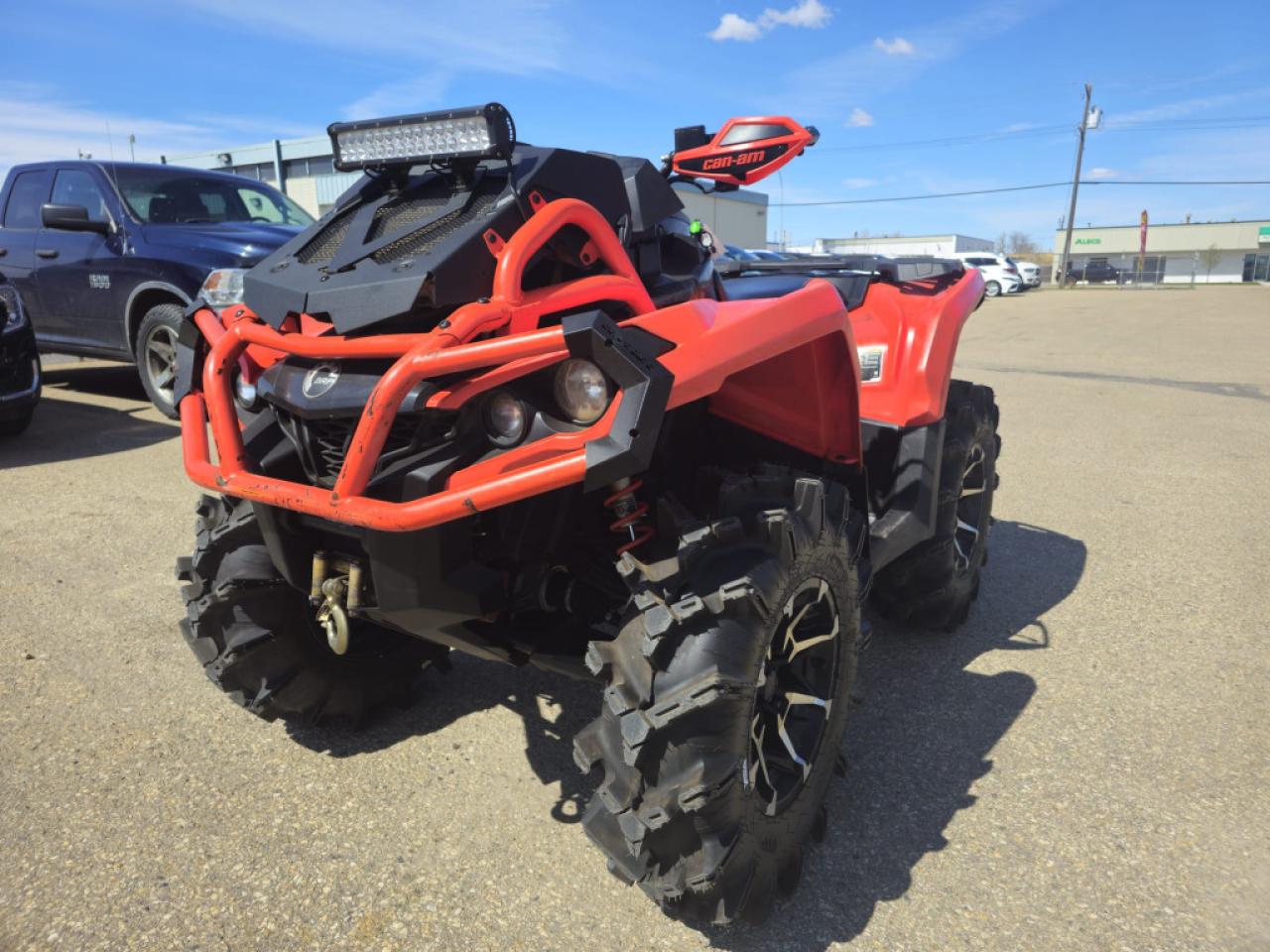 2018 Can-Am Outlander 1000 XT 850 XMR - Photo #9